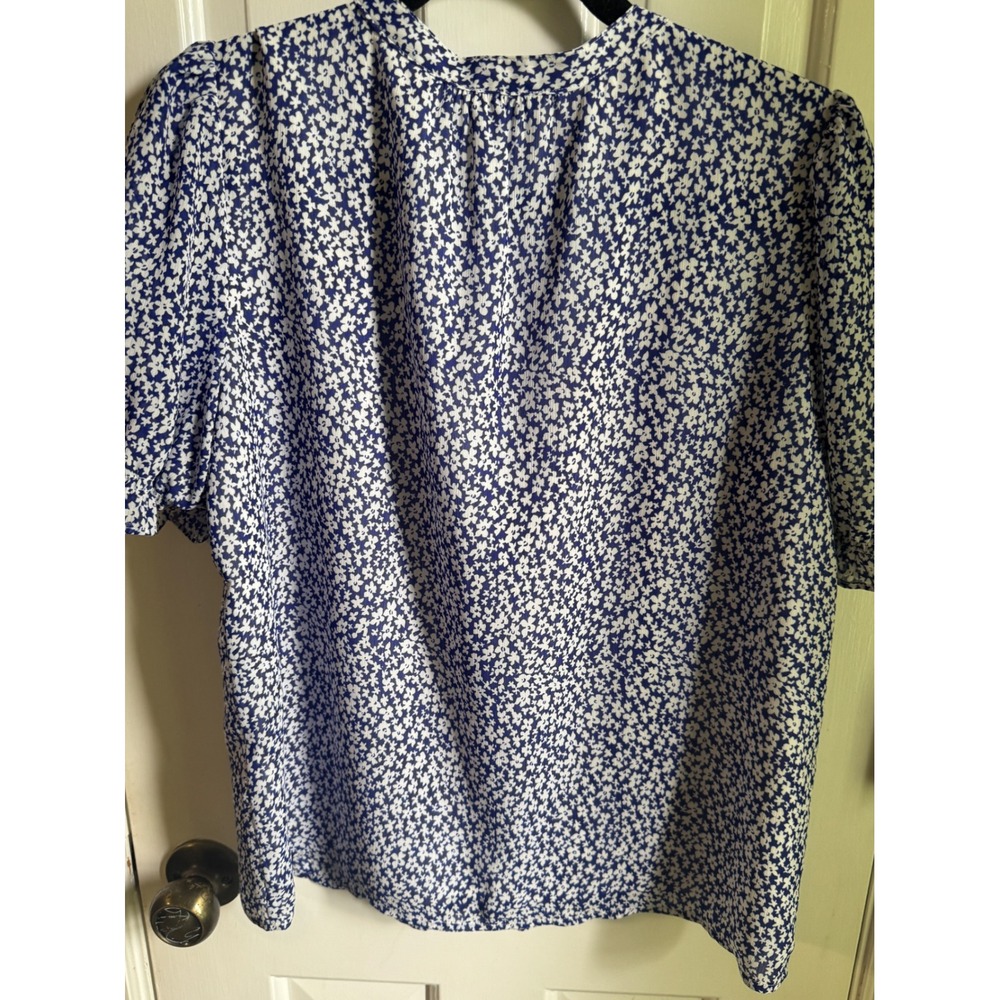 J.Crew Womens Blue White Floral Puff Sleeve Button Down Blouse  Size M NEW - Picture 4 of 4